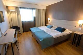 Отель Hotel Kivitasku Каарина Улучшенный двухместный номер с 1 кроватью или 2 отдельными кроватями-1